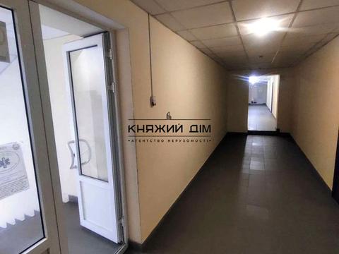 коммерческая по адресу Уинстона Черчилля ул. (Красноткацкая), 42Е