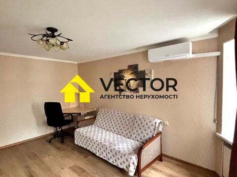 квартира за адресою Героїв "Азову" вул. (Пролетарська), 27