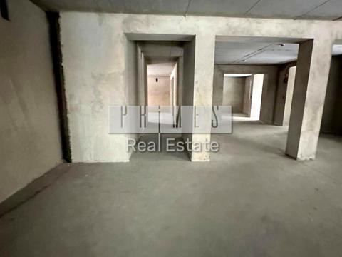 комерційна за адресою Героїв Небесної Сотні просп., 32/1