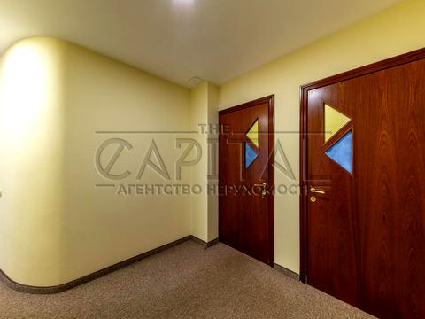 комерційна за адресою Київ, Володимира Івасюка просп. (Героїв Сталінграду), 8