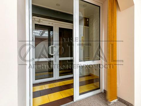 комерційна за адресою Київ, Володимира Івасюка просп. (Героїв Сталінграду), 8