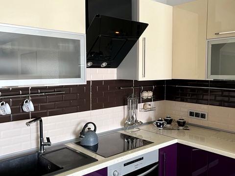 квартира по адресу Ревуцкого ул., 9