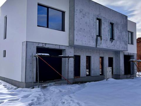 будинок за адресою Новорічна