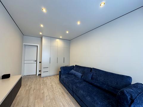 квартира за адресою фабрична