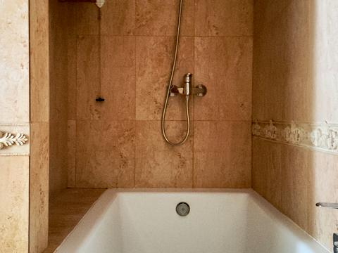 квартира за адресою Університетська вул., 9-А