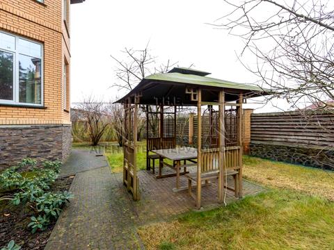 будинок за адресою Нова вул.