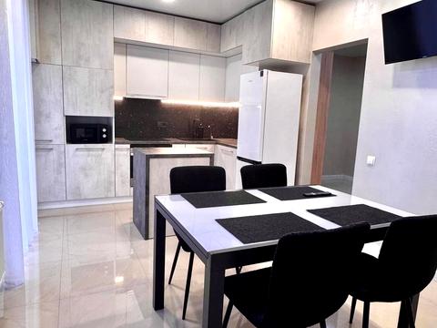 квартира за адресою Весняна вул., 12