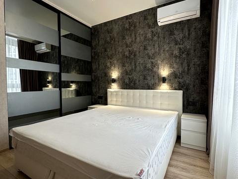 квартира за адресою Зарічна вул., 4