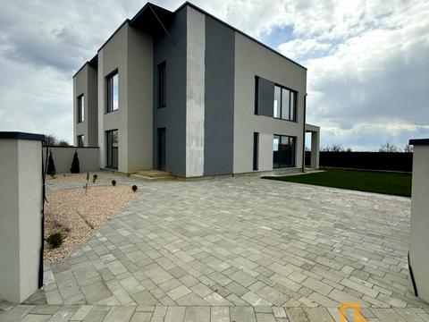 будинок за адресою Колоскова