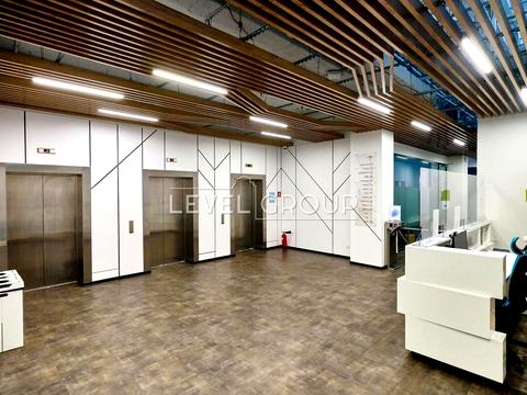 комерційна за адресою Жилянська вул., 60