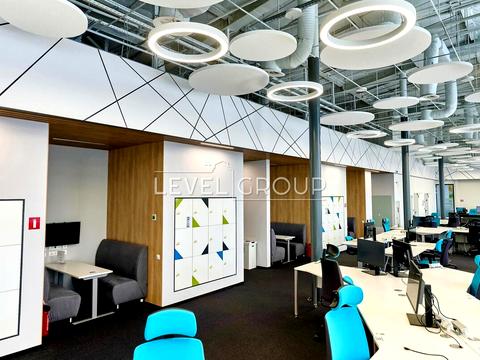 комерційна за адресою Жилянська вул., 60