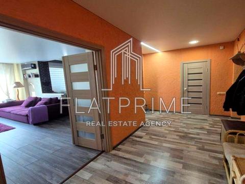 квартира за адресою Академіка Глушкова просп., 9-В