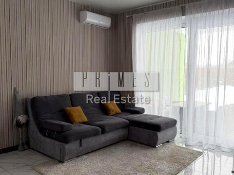 дом по адресу  ул.