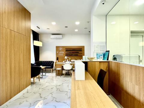 коммерческая по адресу Днепровская набережная ул., 14-А