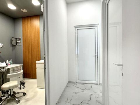 коммерческая по адресу Днепровская набережная ул., 14-А