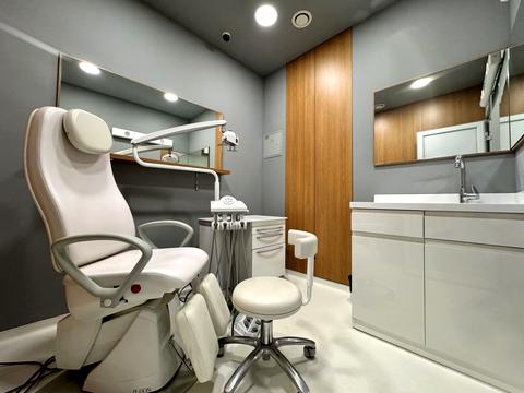 коммерческая по адресу Днепровская набережная ул., 14-А