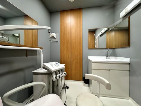 коммерческая по адресу Днепровская набережная ул., 14-А