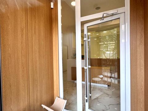 коммерческая по адресу Днепровская набережная ул., 14-А