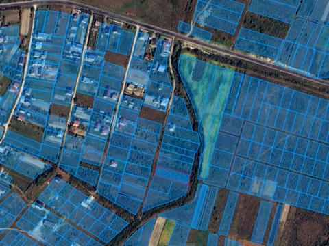 участок по адресу 