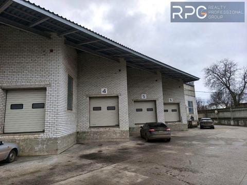 комерційна за адресою Бровари, Олега Онікієнка вул., 1