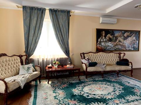 дом по адресу Квітнева