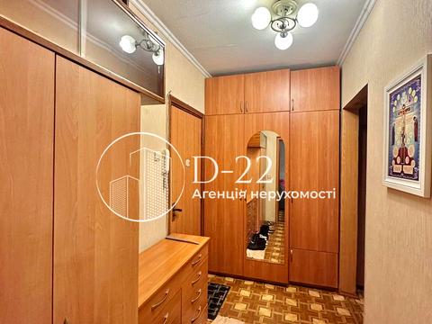 квартира за адресою Ревуцького вул., 44