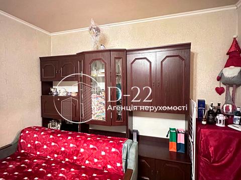 квартира за адресою Ревуцького вул., 44