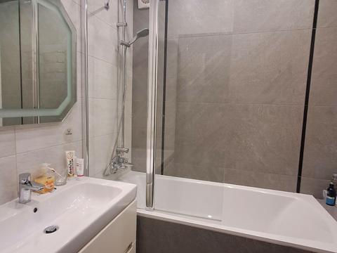 квартира за адресою Володимира Івасюка вул., (Будинок)