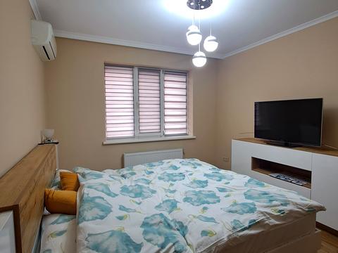 квартира за адресою Володимира Івасюка вул., (Будинок)