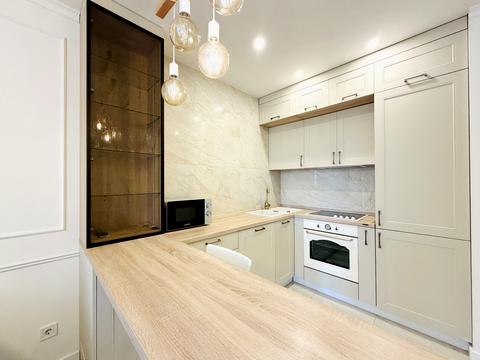 квартира за адресою Зарічна вул., 6