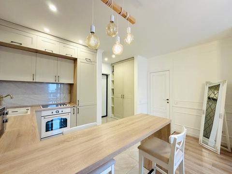 квартира за адресою Зарічна вул., 6