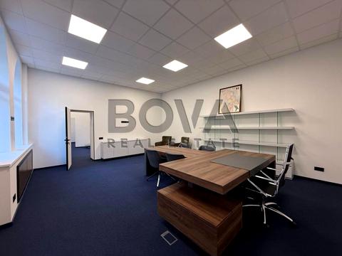 комерційна за адресою Євгена Чикаленка вул. (Пушкінська), 32