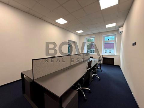 комерційна за адресою Євгена Чикаленка вул. (Пушкінська), 32