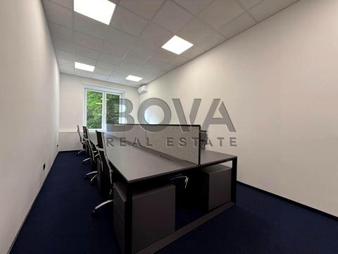 комерційна за адресою Євгена Чикаленка вул. (Пушкінська), 32