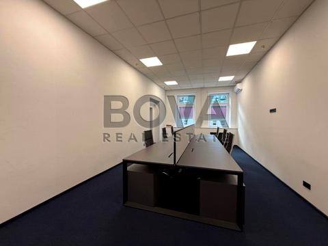 комерційна за адресою Євгена Чикаленка вул. (Пушкінська), 32