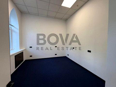 комерційна за адресою Євгена Чикаленка вул. (Пушкінська), 32