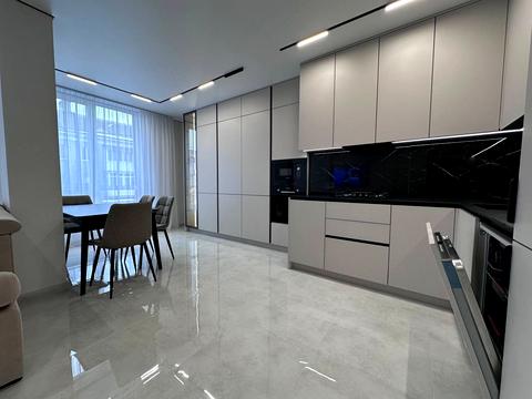 квартира за адресою Івано-Франківськ, Слави Стецько вул., (Будинок)