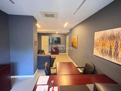 комерційна за адресою Володимира Івасюка просп. (Героїв Сталінграду), 4-А