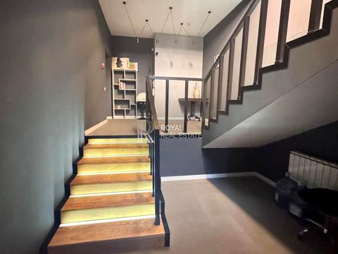 комерційна за адресою Володимира Івасюка просп. (Героїв Сталінграду), 4-А