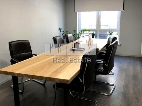 комерційна за адресою Дігтярна, 8