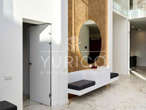 будинок за адресою Центральна вул.