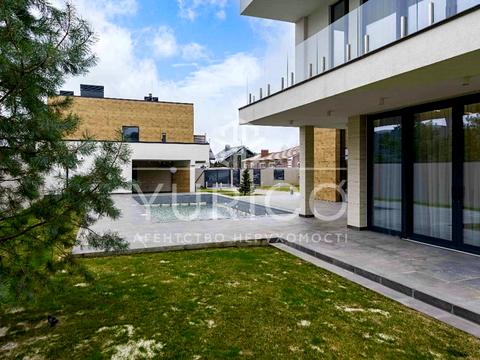 будинок за адресою Центральна вул.