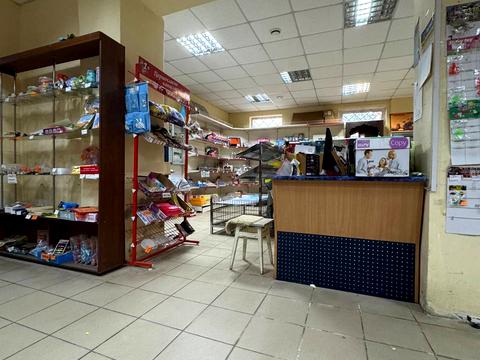 комерційна за адресою Євгена Тельнова вул., 2 к2