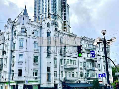 коммерческая по адресу Саксаганского ул., 33