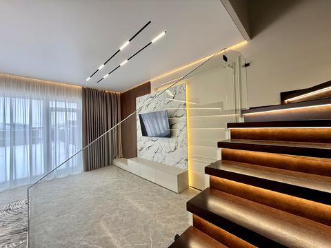 будинок за адресою с. Петропавлівська Борщагівка, Центральна вул.