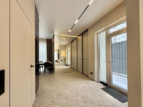 будинок за адресою с. Петропавлівська Борщагівка, Центральна вул.