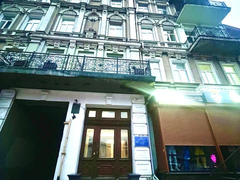 комерційна за адресою Київ, Музейний пров., 7