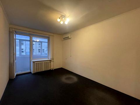 комерційна за адресою Київ, Мала Житомирська вул., 10