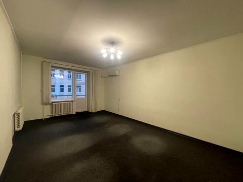 комерційна за адресою Київ, Мала Житомирська вул., 10