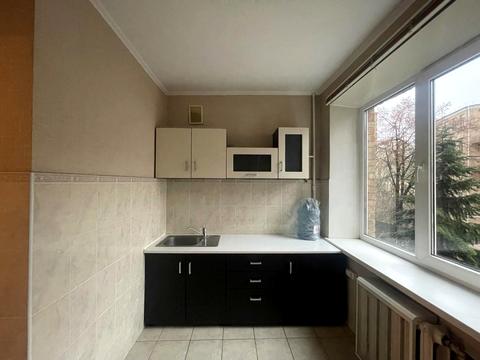 комерційна за адресою Київ, Мала Житомирська вул., 10